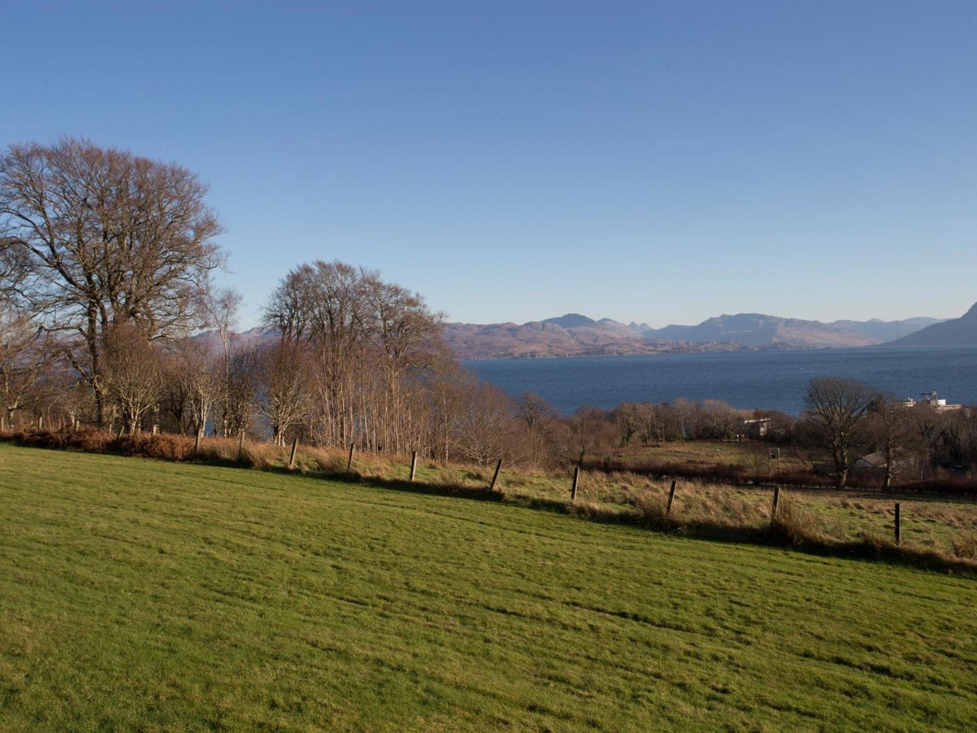 Armadale Castle Cabins Ardvasar  Екстериор снимка